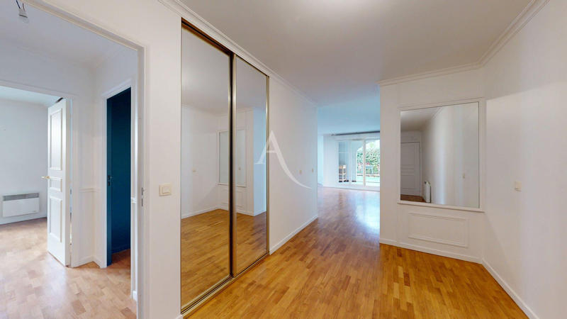 Appartement - 85 m² - 3 pièces