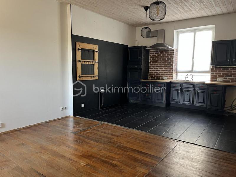 Demeure - 252 m² - 11 pièces