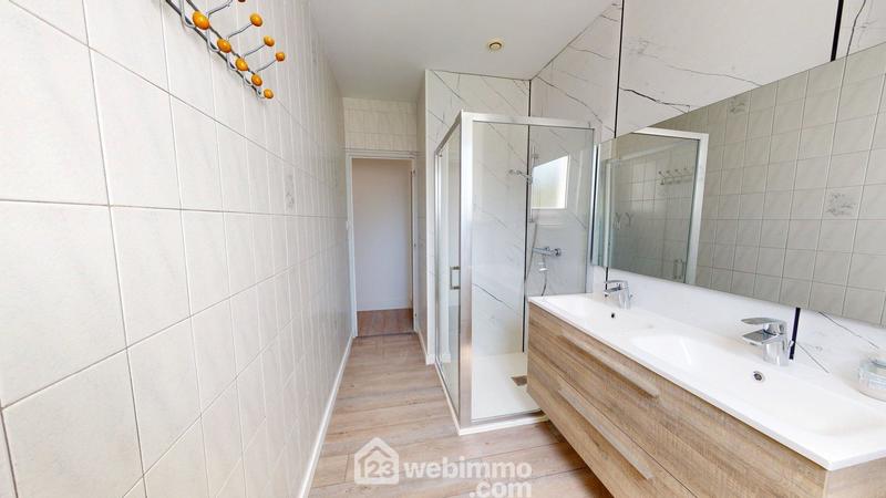 Maison - 84 m² - 4 pièces