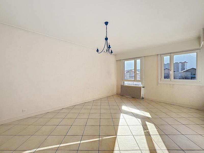 Appartement - 84 m² - 4 pièces