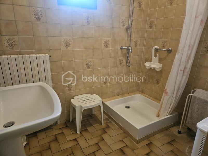 Appartement - 70 m² - 3 pièces