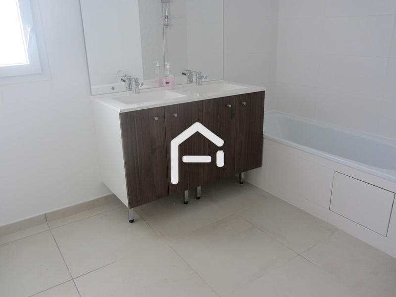 Villa - 88 m² - 4 pièces