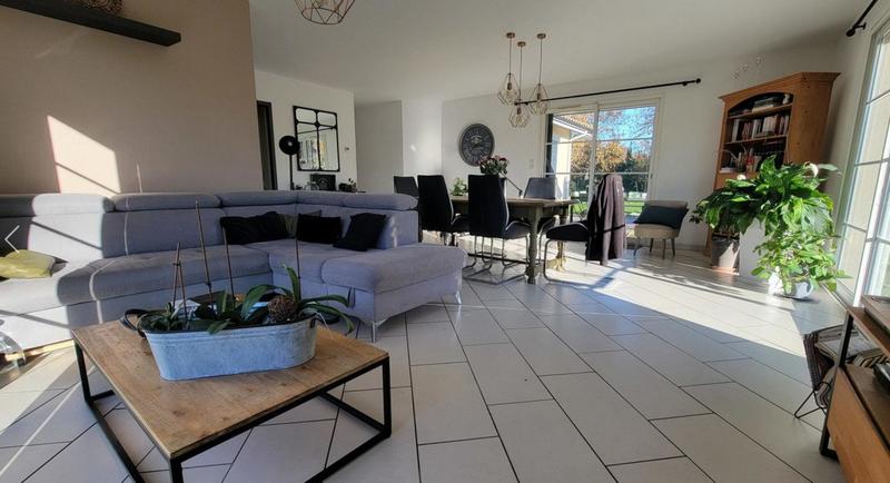 Maison - 105 m² - 5 pièces