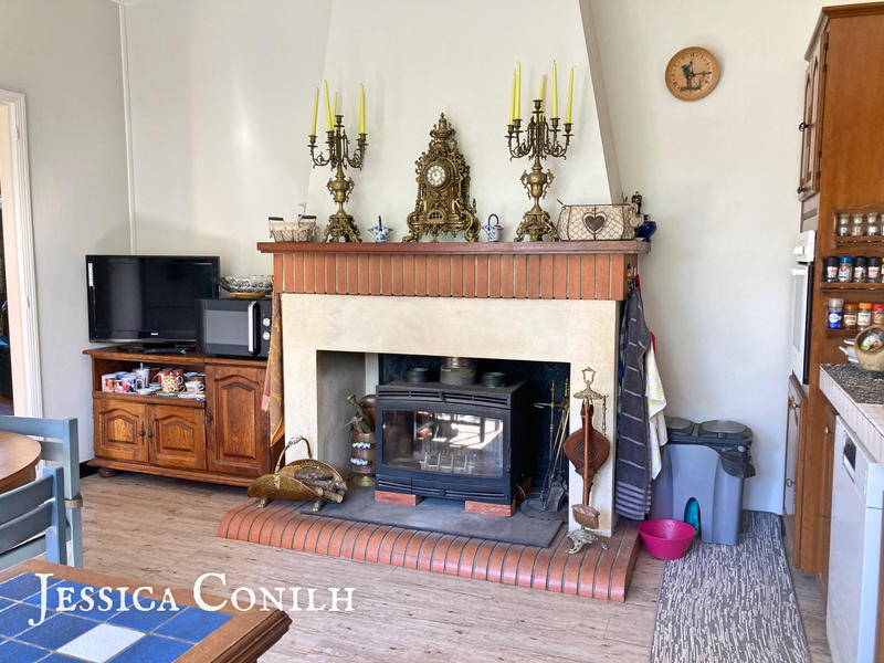 Maison - 245 m² - 11 pièces