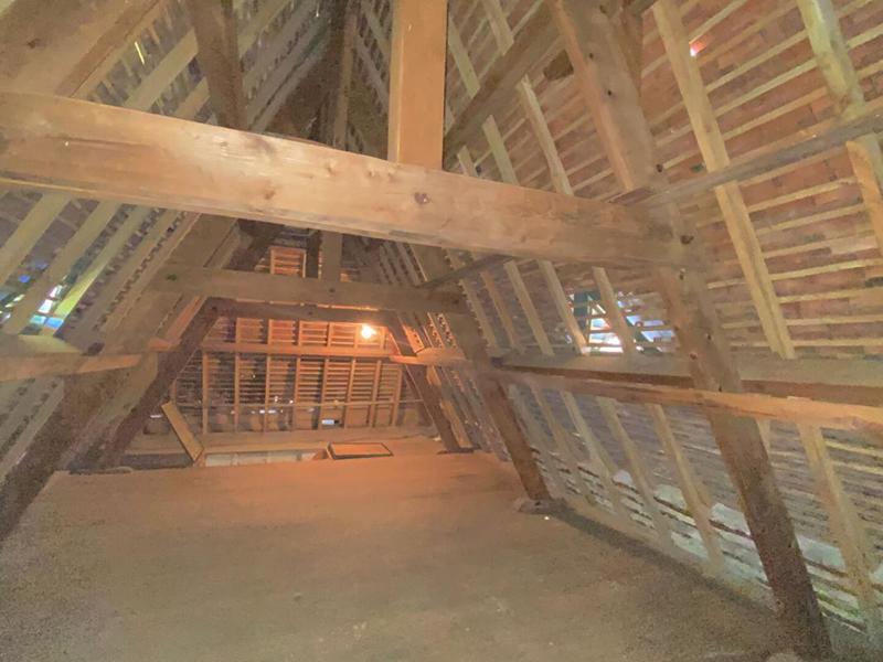 Propriété - 245 m² - 10 pièces