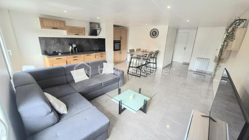 Appartement - 64 m² - 3 pièces