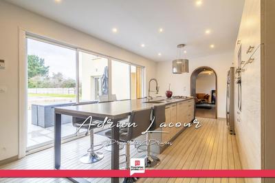 Maison - 172 m² - 6 pièces