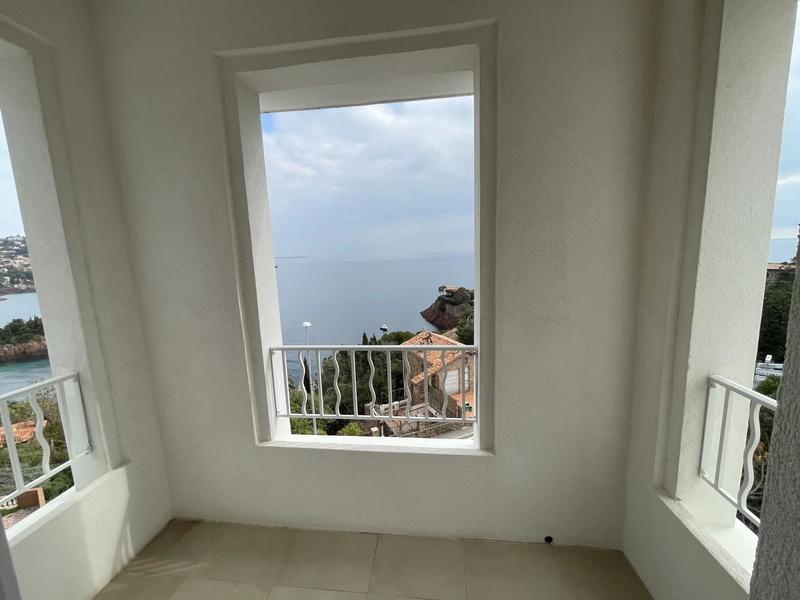 Appartement - 98 m² - 4 pièces