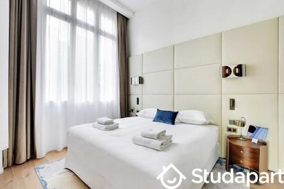 Appartement - 144 m² - 2 pièces