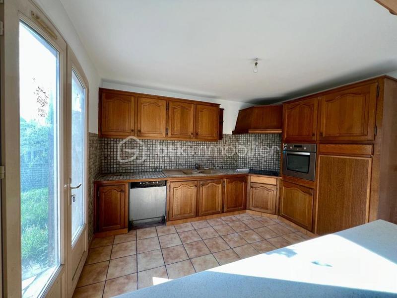 Pavillon - 140 m² - 7 pièces