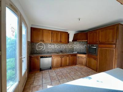 Pavillon - 140 m² - 7 pièces