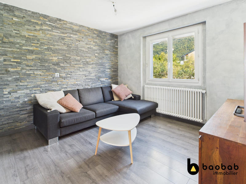 Maison - 195 m² - 6 pièces