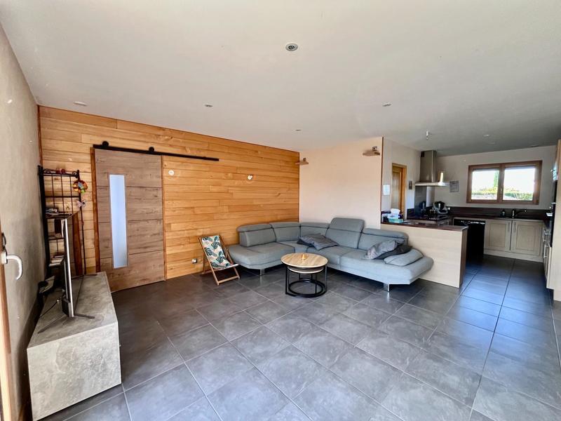 Maison - 121 m² - 4 pièces