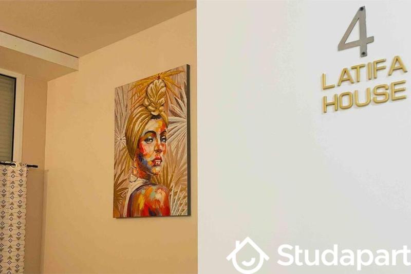 Chambre - 12 m² - 1 pièce