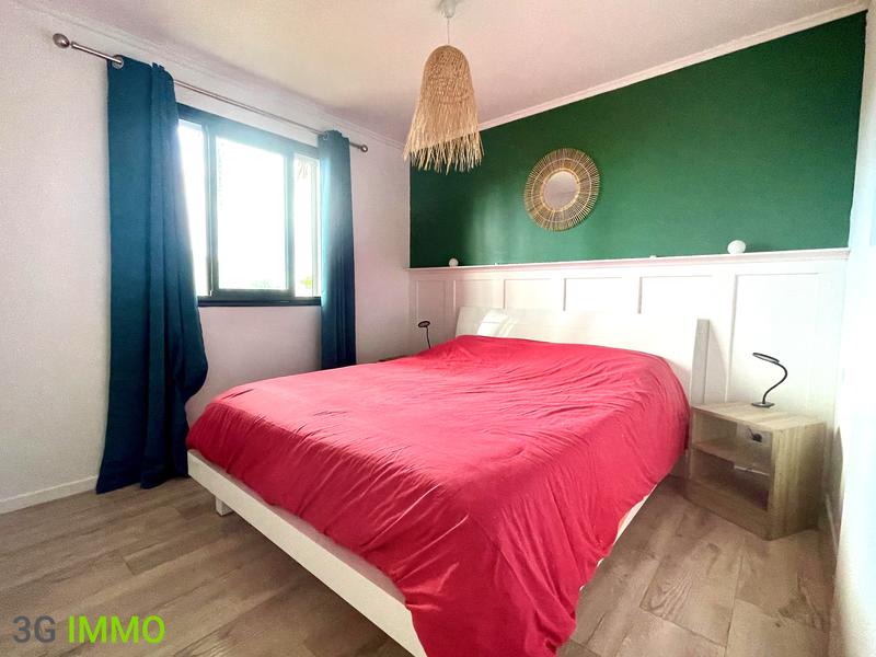 Villa - 90 m² - 6 pièces