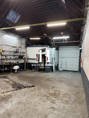 Local d'activités - 253 m² - 3 pièces