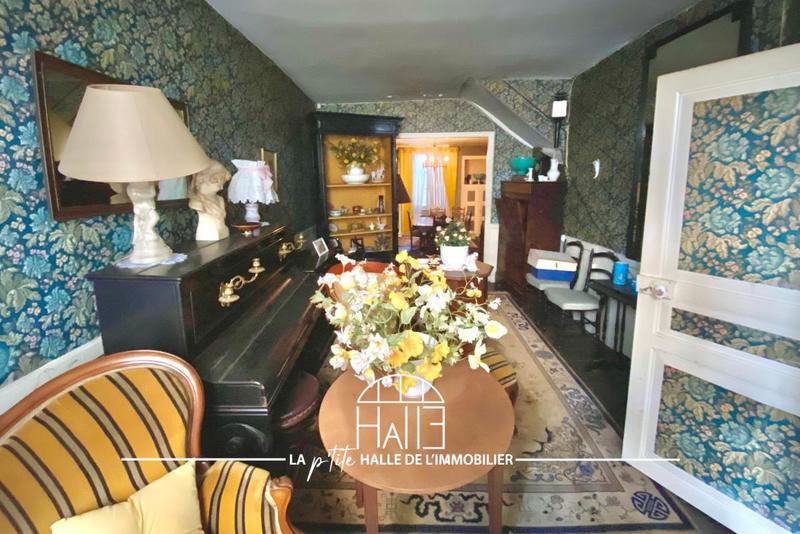 Maison - 182 m² - 8 pièces