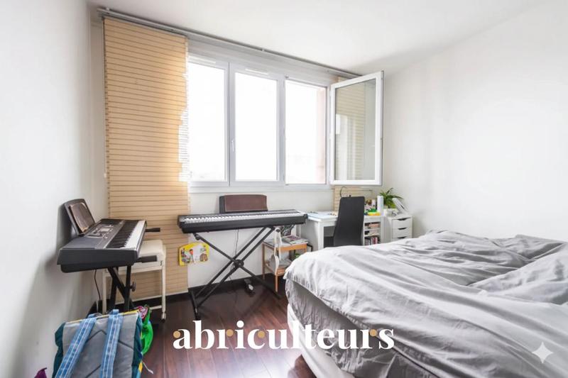 Appartement ancien - 65 m² - 4 pièces