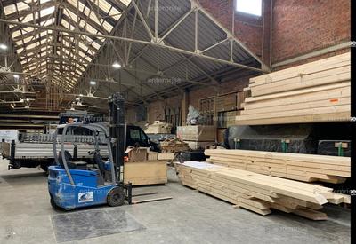 Local d'activité / Entrepôt - 1 300 m²