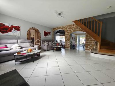 Maison - 150 m² - 6 pièces