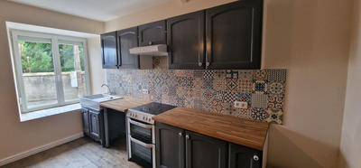 Maison - 60 m² - 4 pièces