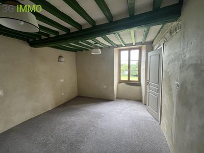 Maison traditionnelle - 75 m² - 5 pièces