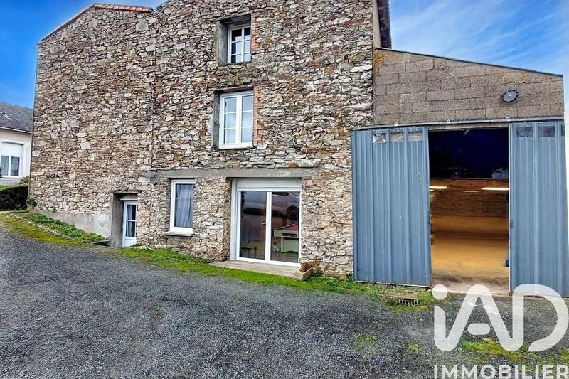 Maison - 147 m² - 6 pièces