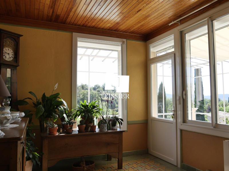 Mas - 223 m² - 8 pièces