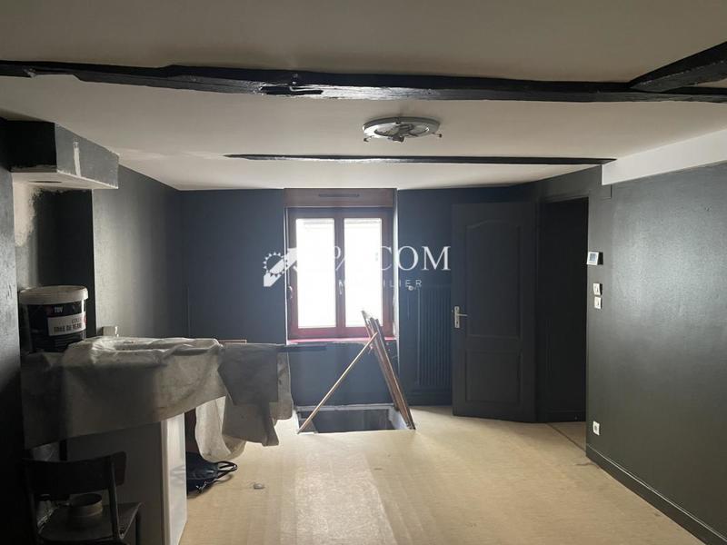 Maison - 102 m² - 6 pièces