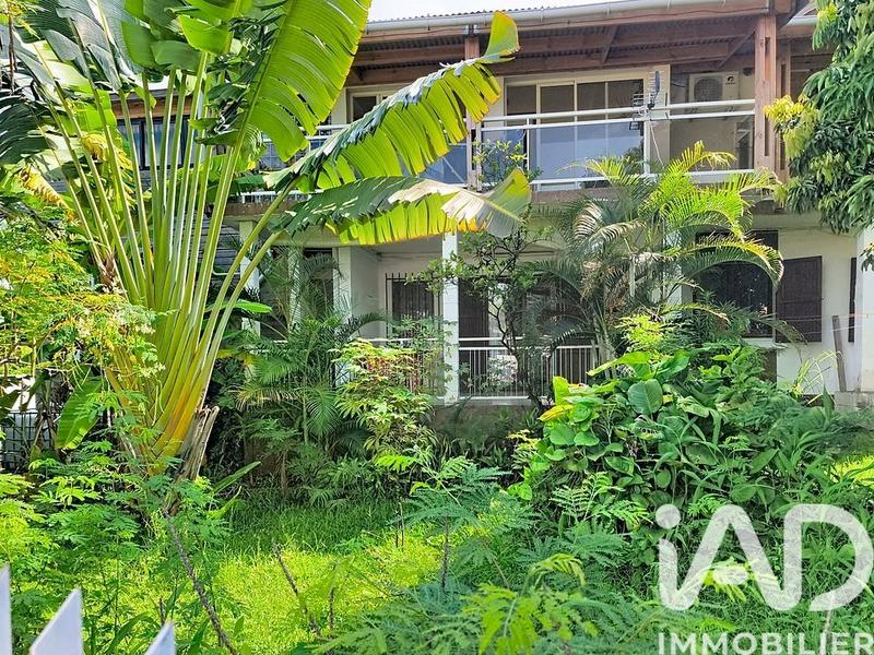 Maison - 221 m² - 16 pièces