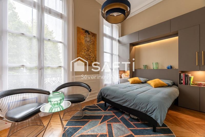 Appartement - 122 m² - 5 pièces