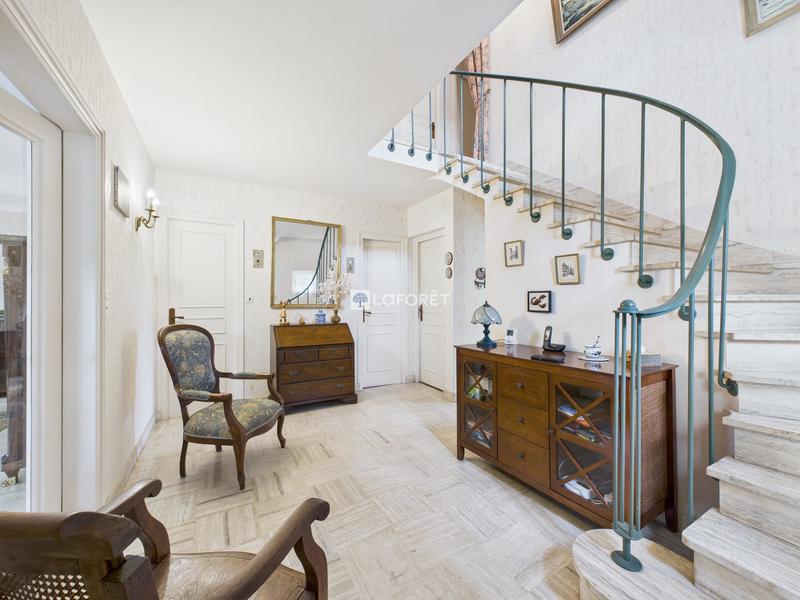 Maison - 150 m² - 6 pièces