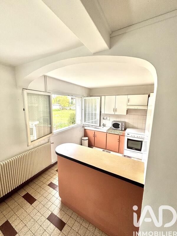 Maison - 95 m² - 5 pièces