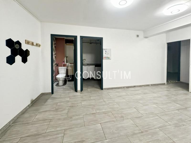 Local commercial - 84 m²