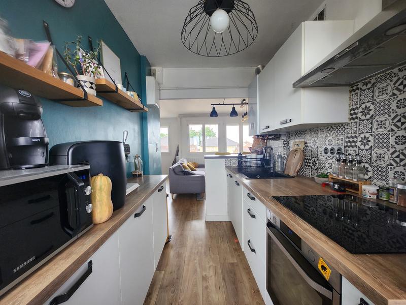 Appartement - 60 m² - 4 pièces