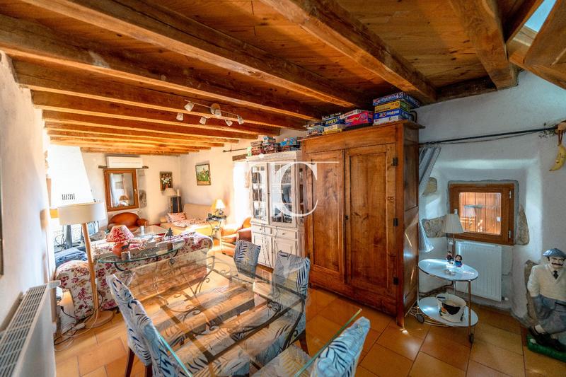 Propriété - 363 m² - 12 pièces