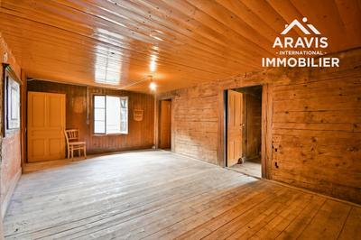 Maison - 213 m² - 5 pièces