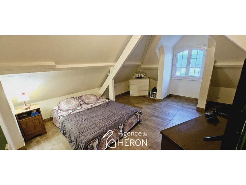 Propriété - 130 m² - 5 pièces