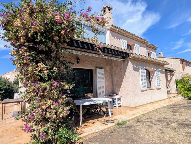 Villa - 105 m² - 4 pièces