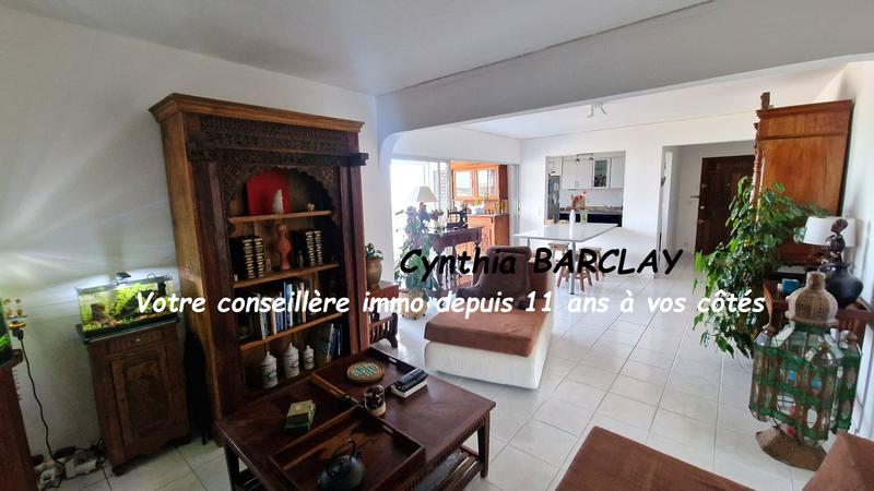 Appartement - 120 m² - 5 pièces