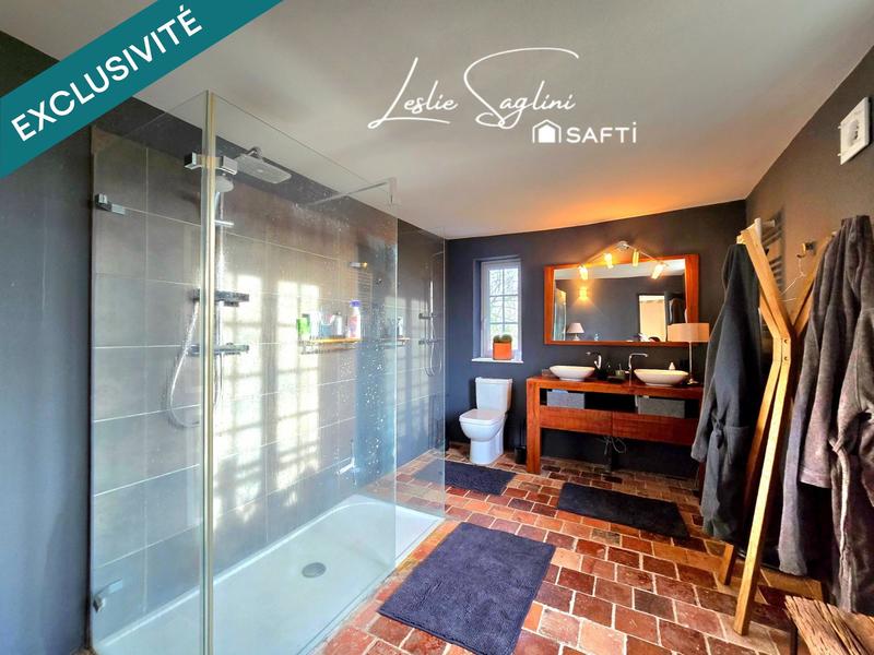 Maison - 295 m² - 8 pièces