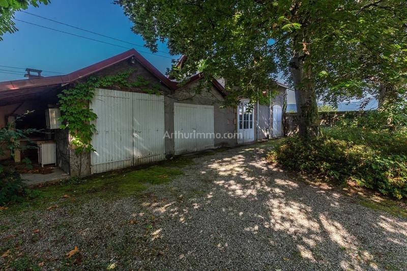 Maison - 210 m² - 8 pièces