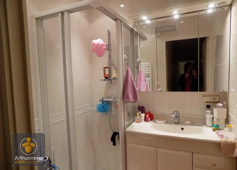 Maison - 212 m² - 7 pièces