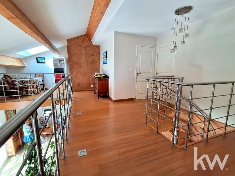 Duplex - 169 m² - 7 pièces