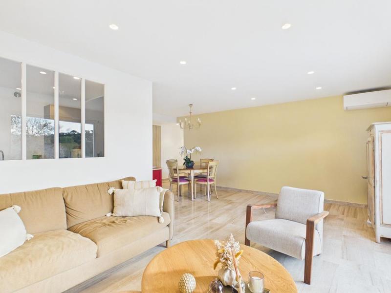 Appartement - 72 m² - 3 pièces