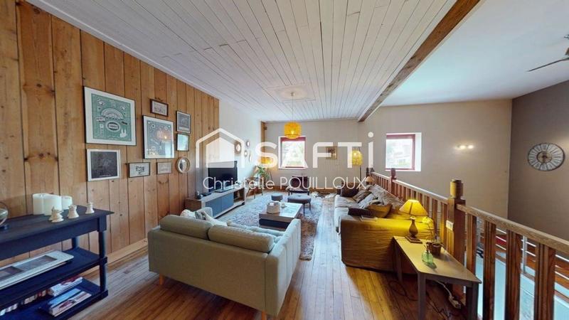 Maison - 260 m² - 8 pièces