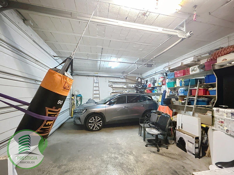 Appartement - 90 m² - 4 pièces