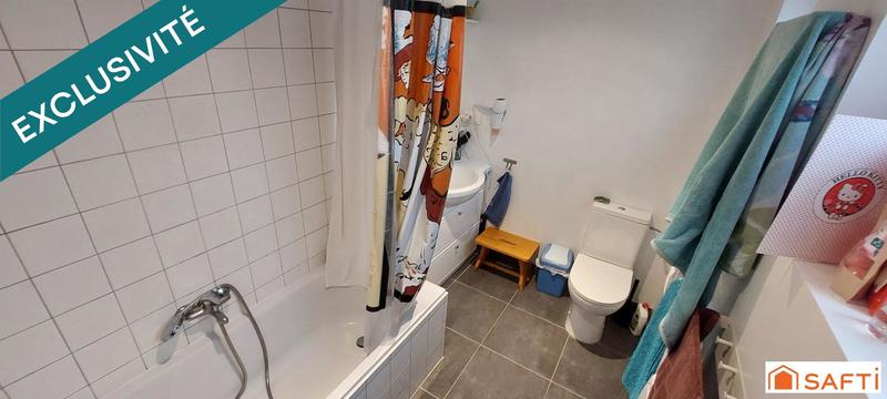 Maison - 240 m² - 9 pièces