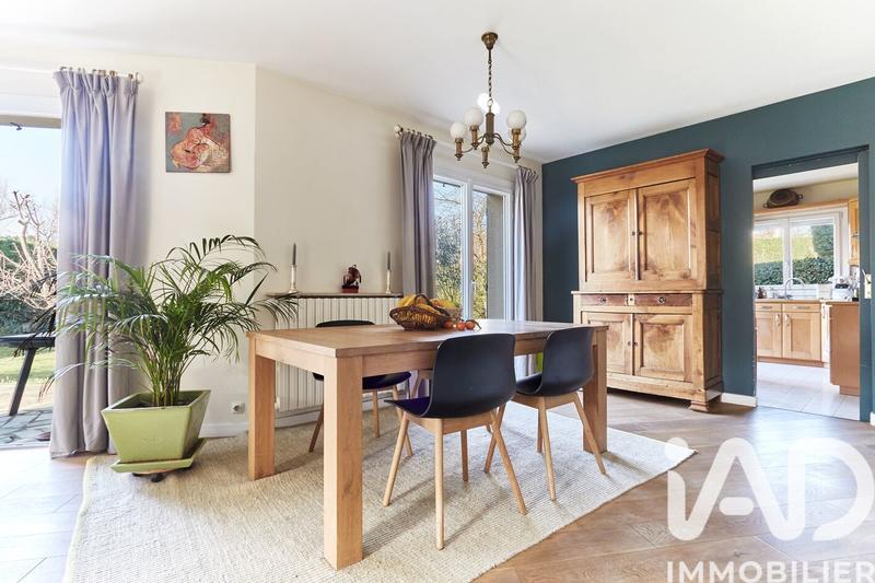 Maison - 154 m² - 9 pièces