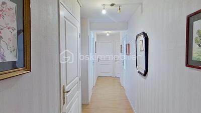 Appartement - 70 m² - 3 pièces